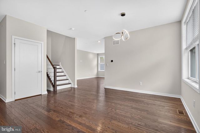 25 TAMARACK CIR, Norristown, PA 19403