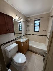 40 Terrace Circle 4C, Great Neck, NY 11021