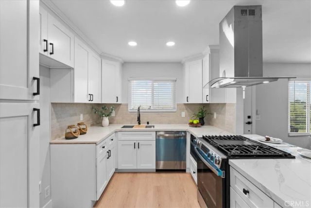 4250 Dowitcher, Oceanside, CA 92057