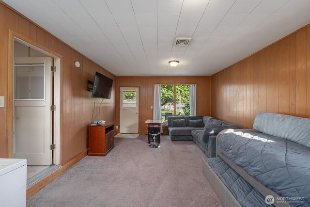 1609 W Lakeside Drive, Moses Lake, WA 98837