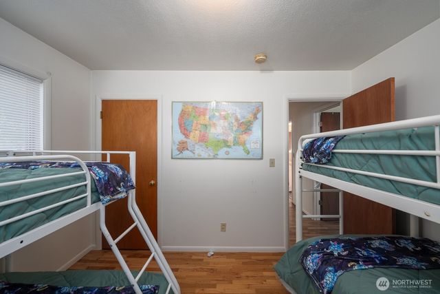 1609 W Lakeside Drive, Moses Lake, WA 98837