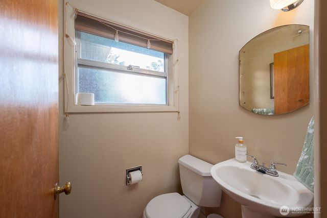 1609 W Lakeside Drive, Moses Lake, WA 98837