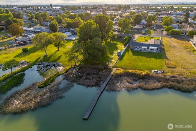 1609 W Lakeside Drive, Moses Lake, WA 98837