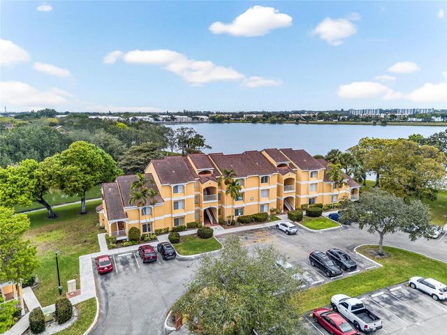 2361 NW 33rd Street 605, Oakland Park, FL 33309
