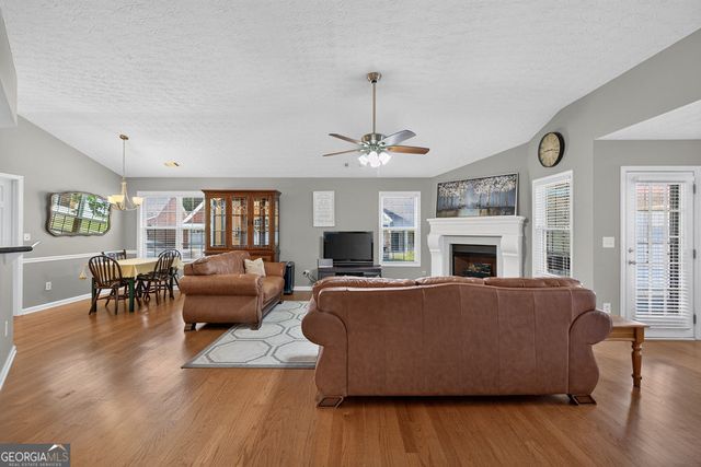 1237 Laurelwood Lane, Lawrenceville, GA 30045