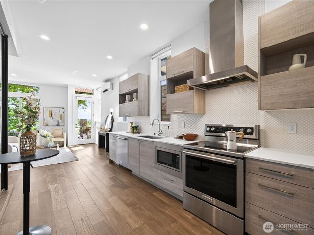 1339 15th Avenue S, Seattle, WA 98144