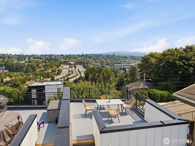 1339 15th Avenue S, Seattle, WA 98144
