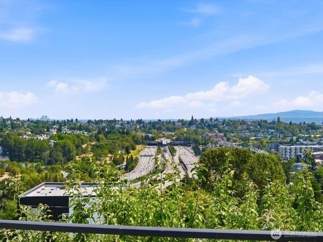 1339 15th Avenue S, Seattle, WA 98144