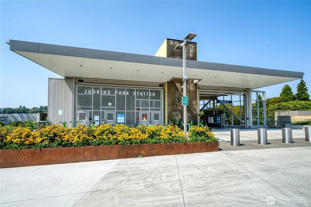 1339 15th Avenue S, Seattle, WA 98144
