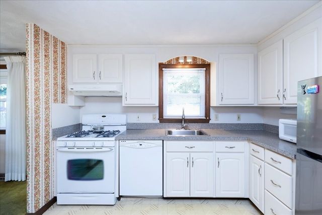 74 Seaview Ave., Malden, MA 02148