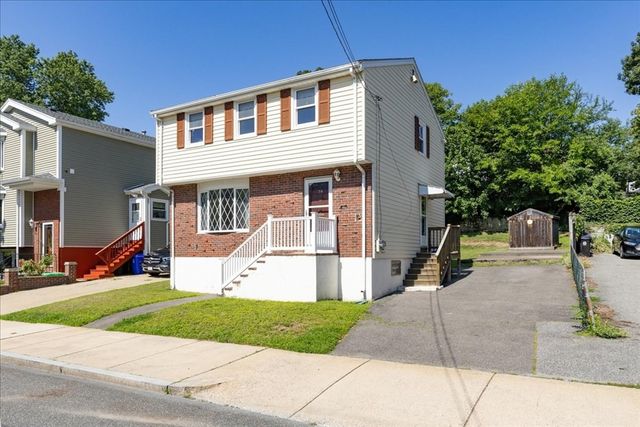 74 Seaview Ave., Malden, MA 02148