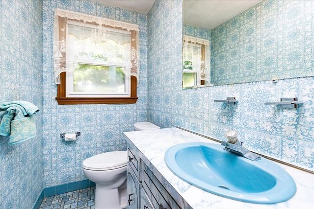 74 Seaview Ave., Malden, MA 02148