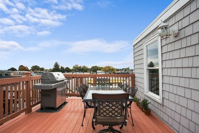 703 E 4th St. 3, Boston, MA 02127