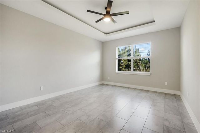 421 NE 19th TER, Cape Coral, FL 33909