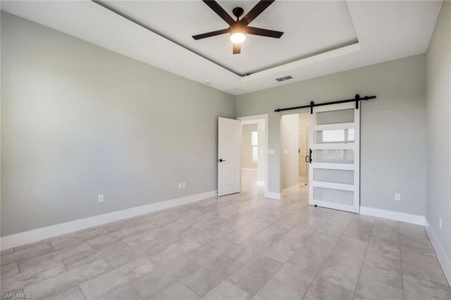 421 NE 19th TER, Cape Coral, FL 33909
