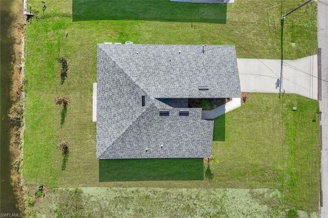 421 NE 19th TER, Cape Coral, FL 33909