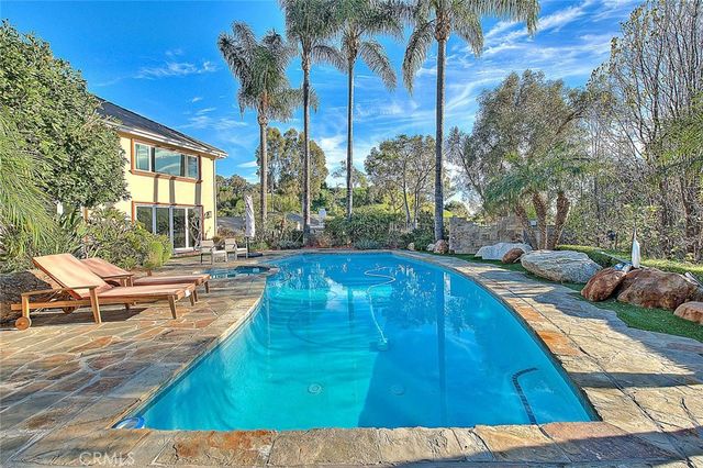 1025 N Horseshoe Bend, Walnut, CA 91789