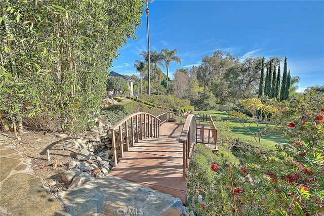 1025 N Horseshoe Bend, Walnut, CA 91789