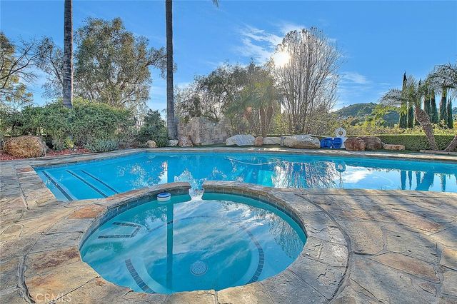 1025 N Horseshoe Bend, Walnut, CA 91789