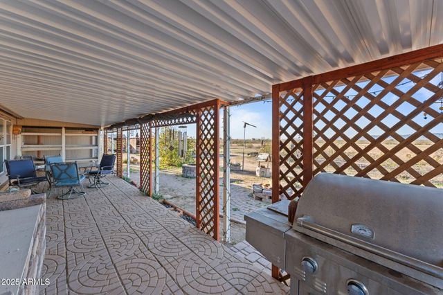 30040 W Redbird Road, Wittmann, AZ 85361