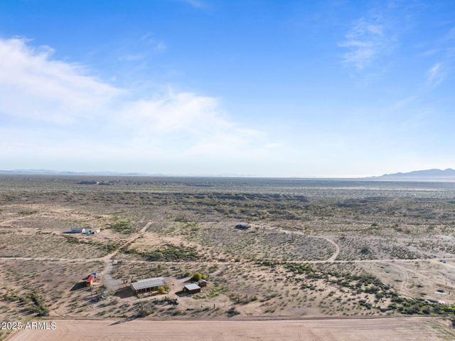 30040 W Redbird Road, Wittmann, AZ 85361