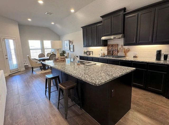 423 Cooper Street, Argyle, TX 76226