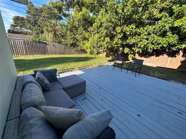 8656 MAGNOLIA DRIVE, Seminole, FL 33777