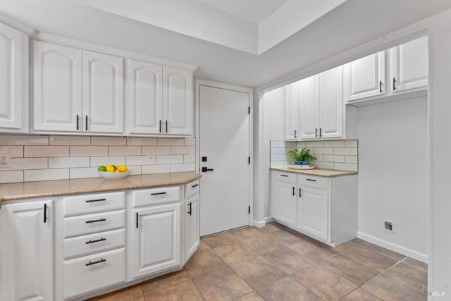 1661 Fairfield Ave, Fairfield, CA 94533