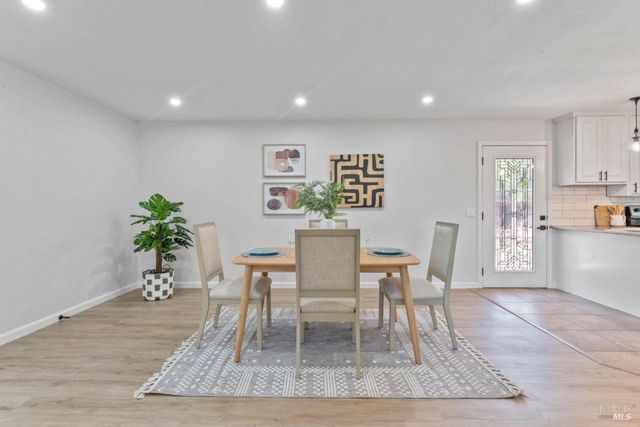 1661 Fairfield Ave, Fairfield, CA 94533