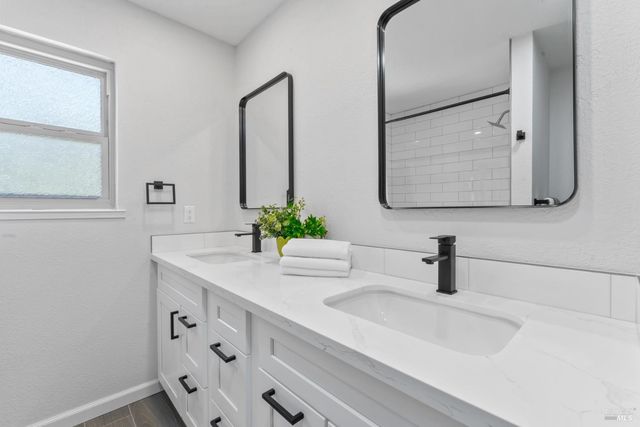 1661 Fairfield Ave, Fairfield, CA 94533