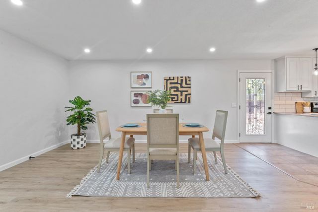 1661 Fairfield Ave, Fairfield, CA 94533