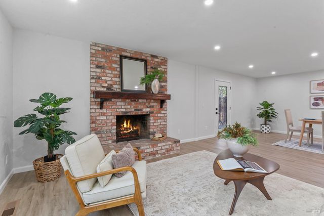 1661 Fairfield Ave, Fairfield, CA 94533