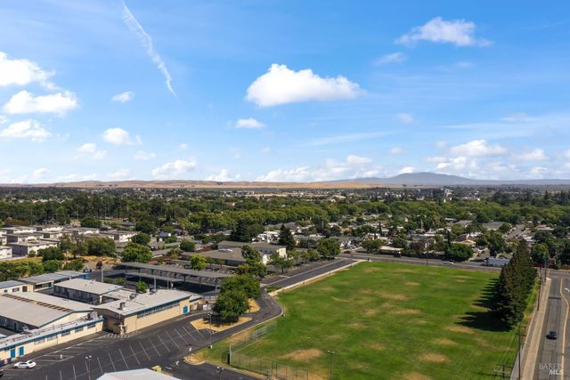 1661 Fairfield Ave, Fairfield, CA 94533