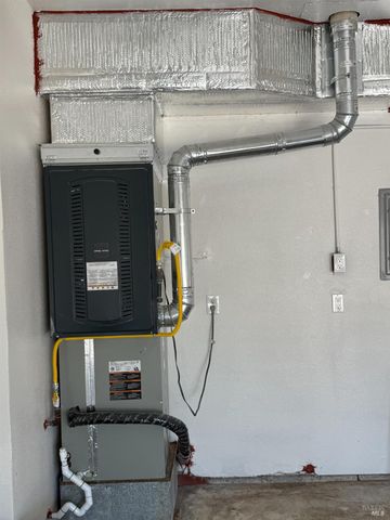 1661 Fairfield Ave, Fairfield, CA 94533