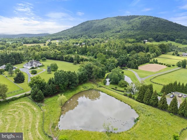 10674 ADA RD, Marshall, VA 20115