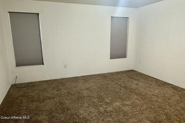 668 W Minnesota Ave, Hayden, ID 83835