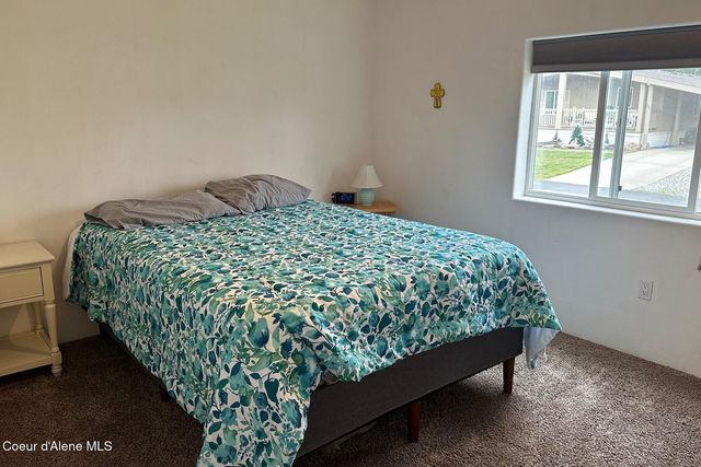 668 W Minnesota Ave, Hayden, ID 83835