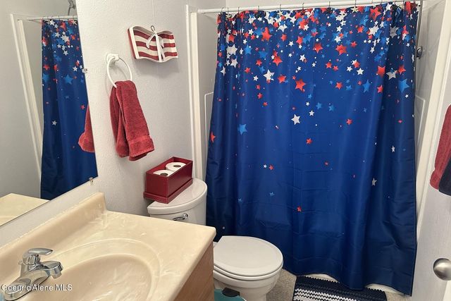 668 W Minnesota Ave, Hayden, ID 83835