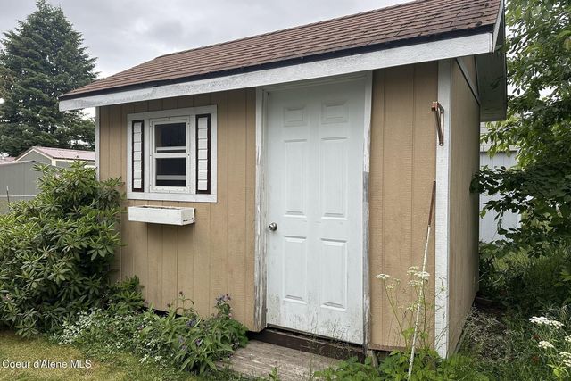 668 W Minnesota Ave, Hayden, ID 83835