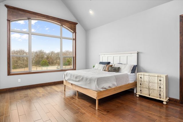 3512 Lakota Court, Granbury, TX 76048