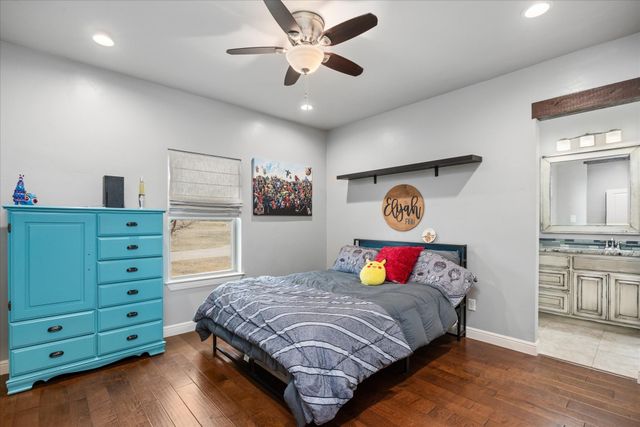 3512 Lakota Court, Granbury, TX 76048