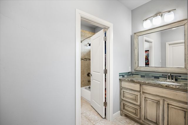 3512 Lakota Court, Granbury, TX 76048