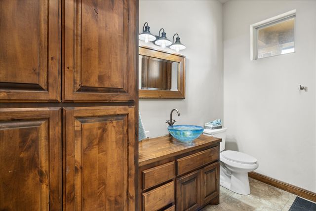 3512 Lakota Court, Granbury, TX 76048