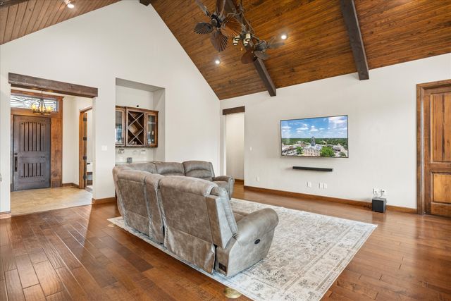 3512 Lakota Court, Granbury, TX 76048