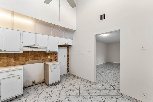 900 NW 30th Avenue D, Delray Beach, FL 33445