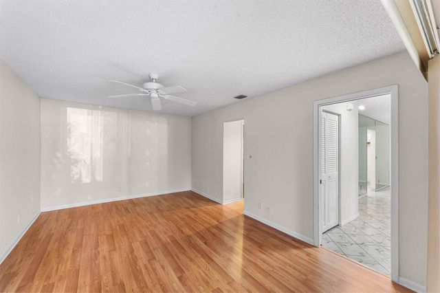 900 NW 30th Avenue D, Delray Beach, FL 33445