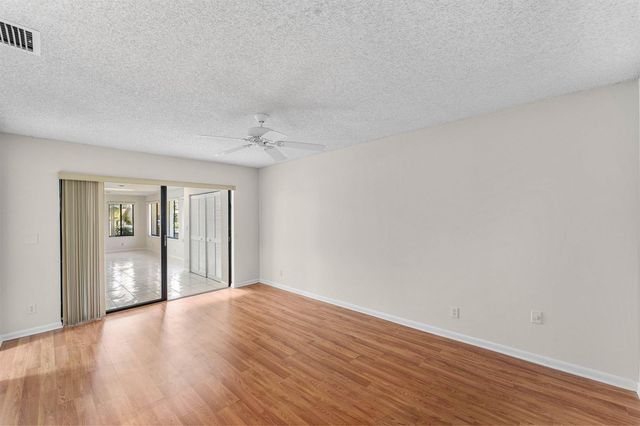 900 NW 30th Avenue D, Delray Beach, FL 33445