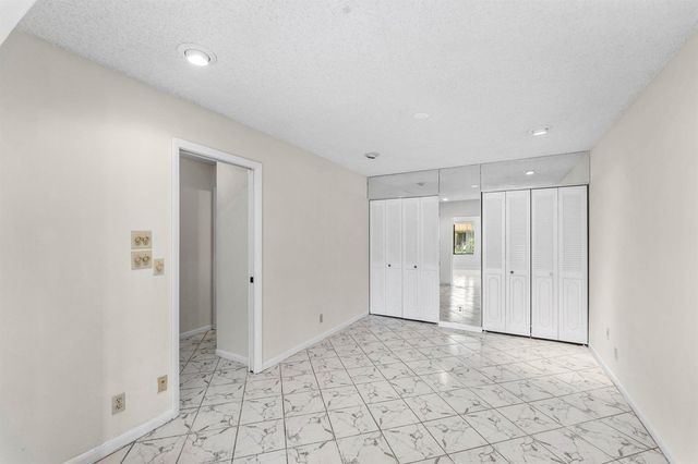 900 NW 30th Avenue D, Delray Beach, FL 33445