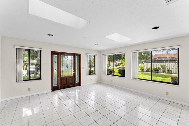 900 NW 30th Avenue D, Delray Beach, FL 33445