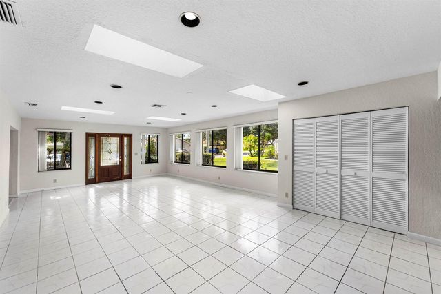 900 NW 30th Avenue D, Delray Beach, FL 33445